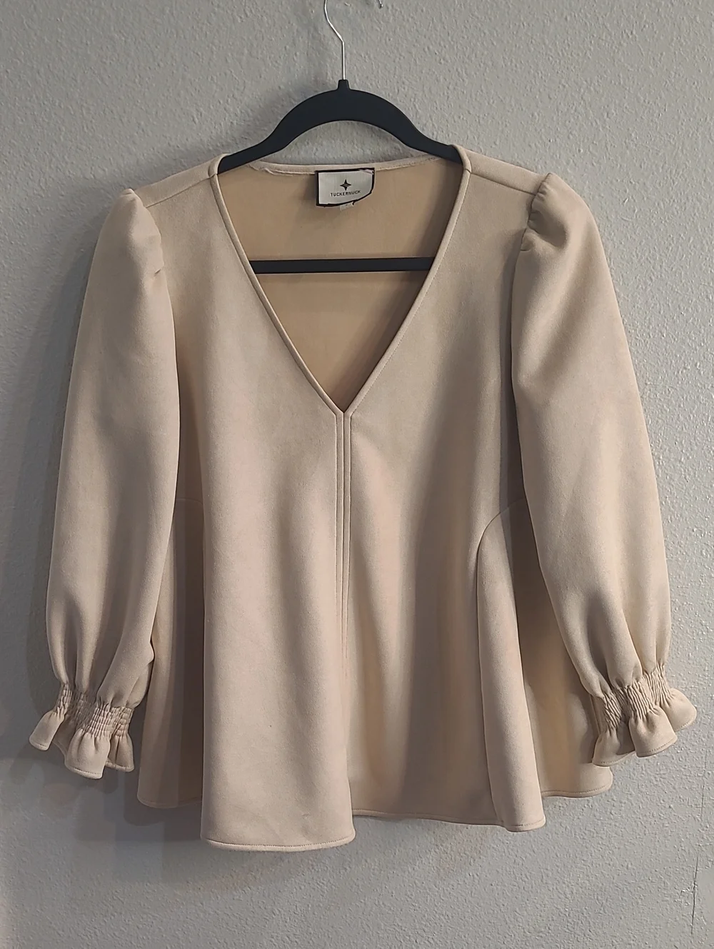 Tuckernuck Remington Cream V-Neck Peplum Blouse Havy Weight Size S
